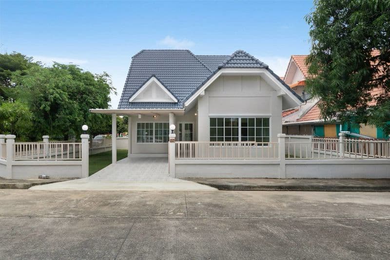 บ้านเดี่ยวแปลงมุม หน้าสวน 69 ตร.ว. หมู่บ้านสิริกานต์ บางใหญ่