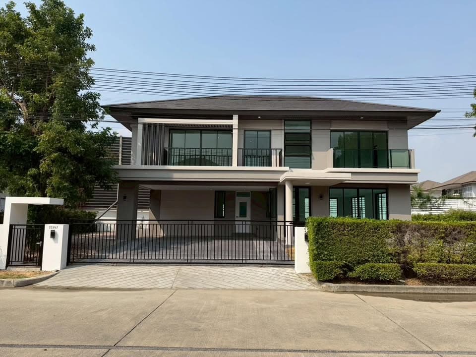 บ้านเดี่ยว 2 ชั้น พร้อมสระว่ายน้ำ ณุศาศิริ ซิตี้ พระราม 2