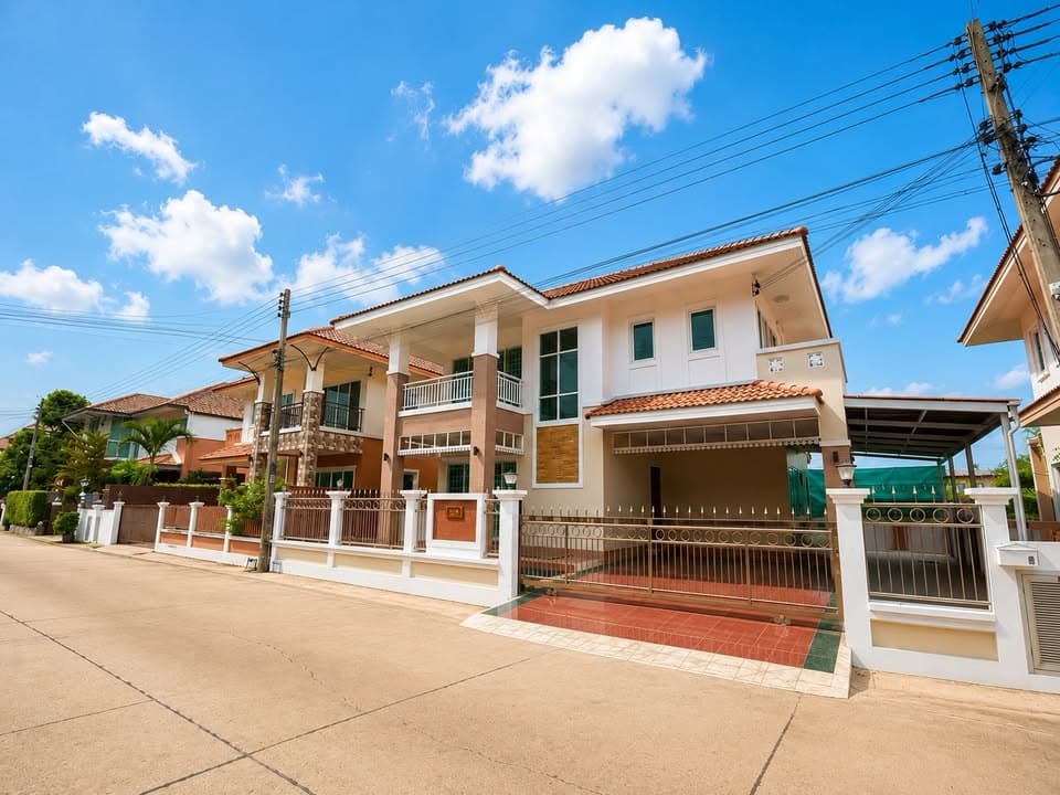 บ้านเดี่ยว 2 ชั้น รีโนเวทใหม่ทั้งหลัง หมู่บ้านอันดา รังสิต–คลอง 3