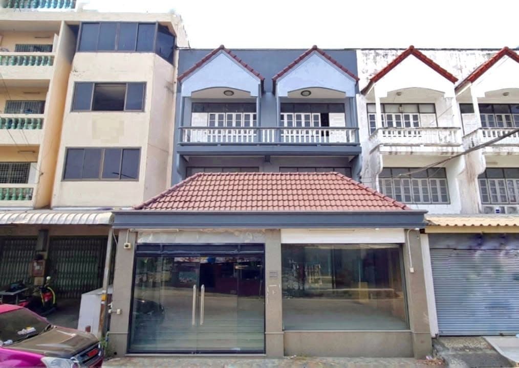 ขายอาคารพาณิชย์โฮมออฟฟิศ 3 ชั้น 2 คูหา 40.5 ตร.ว. ซอยวิภาวดี33 ใกล้สนามบินดอนเมือง