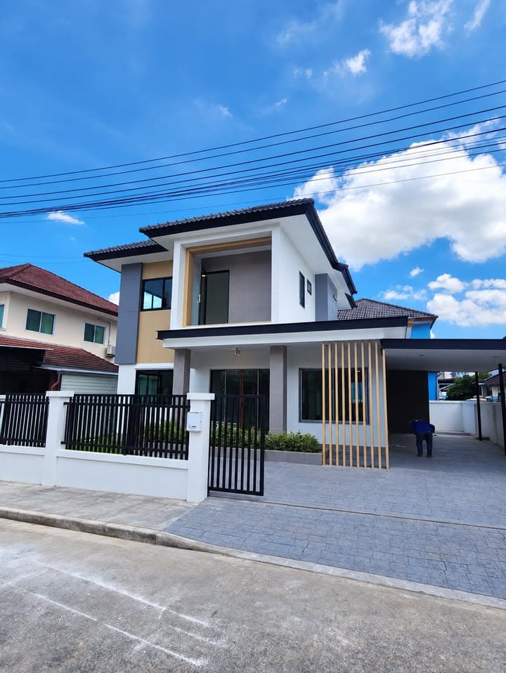 บ้านเดี่ยว 4 ห้องนอน หมู่บ้านประดับดาว 5-6 ท่าอิฐ 5.79 ล้านบาท