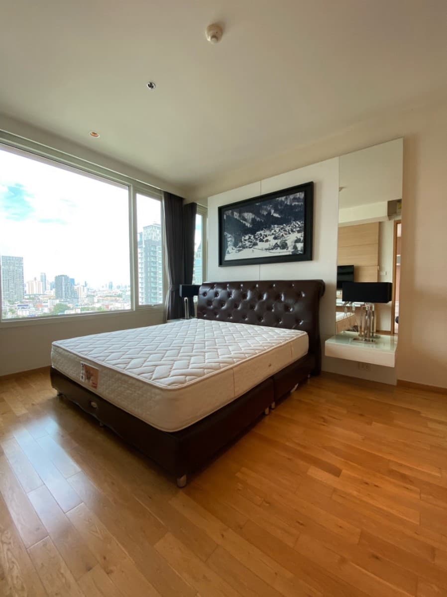 [Code : R41633] ให้เช่า  2 นอน  The Empire Place   สาทร For Rent 2 beds The Empire Place