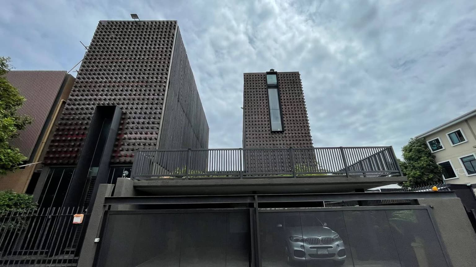 [Code : R4269] บ้านเดี่ยว ทรงModern 3 ชั้น นาคนิวาส-ลาดพร้าว71 หลัง Central Eastville