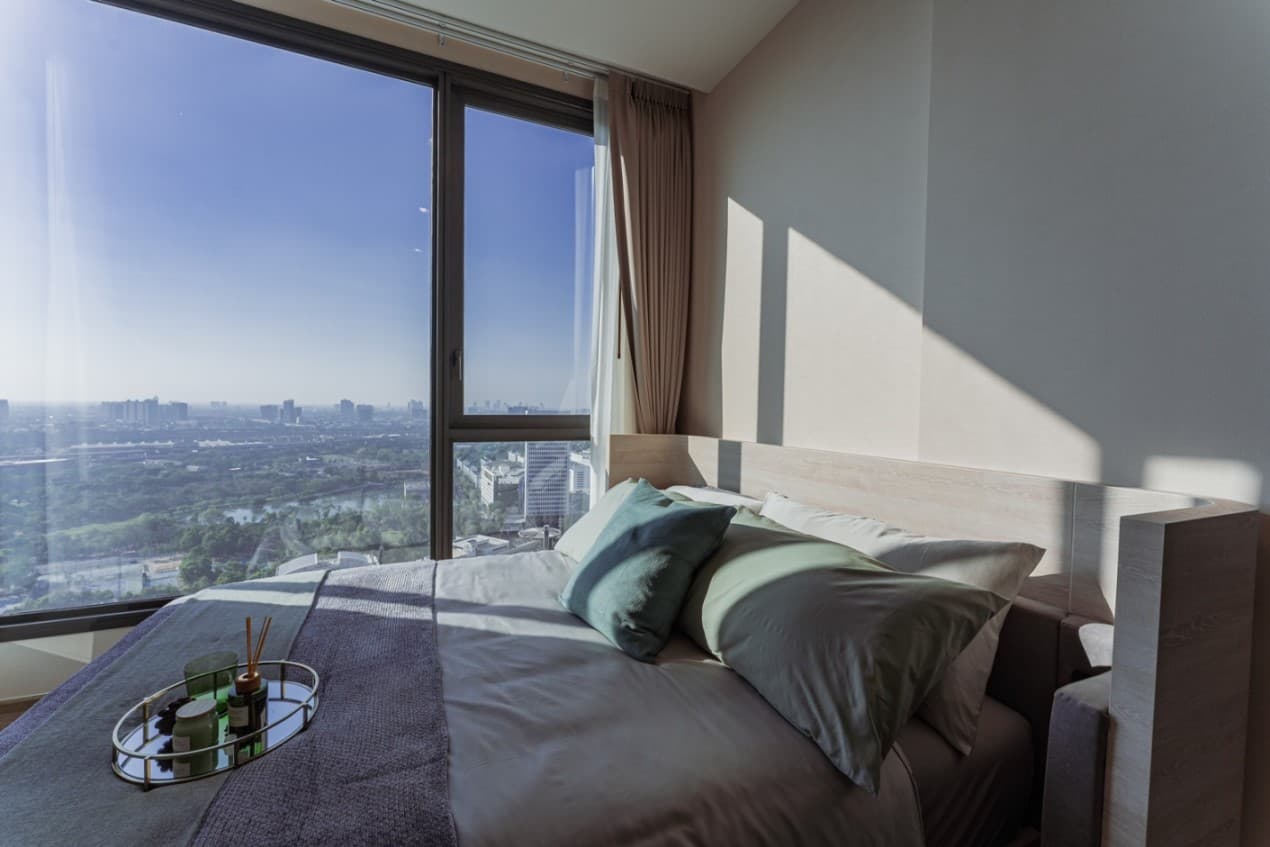 [code : R4302] For Rent  1 bed The Crest Park Residences
