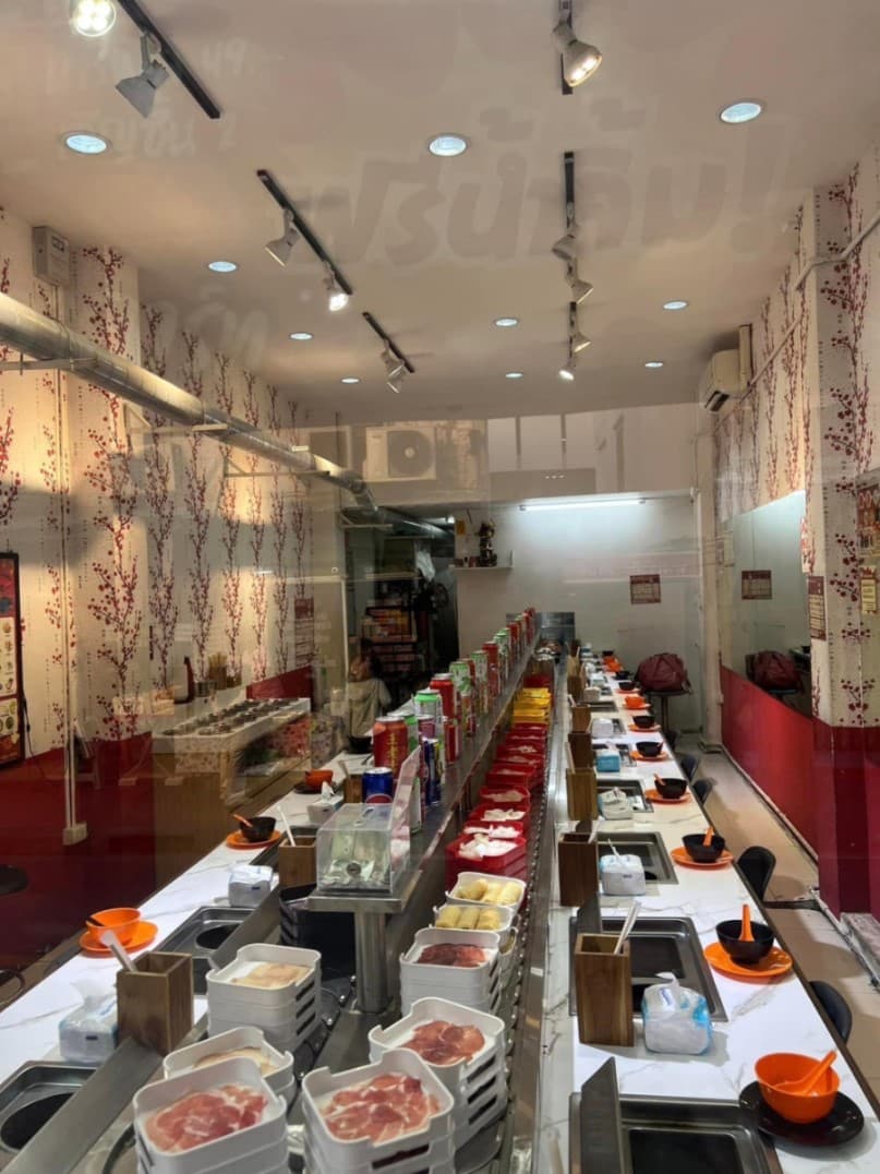 [Code : R4558] เซ้งร้านชาบูหม่าล่าพร้อมอุปกรณ์ ร้านอยู่ซอยศาลาแดง ตรงข้ามสีลมคอมเพล็กซ์ 1ห้อง 6ชั้น มีห้องน้ำทุกชั้น
